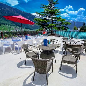 The Town House - Lavish & Luxury Rooms Near Mall Road Manali